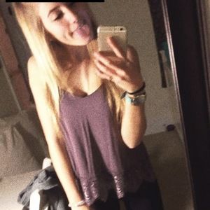 Meet your Posher, Olivia